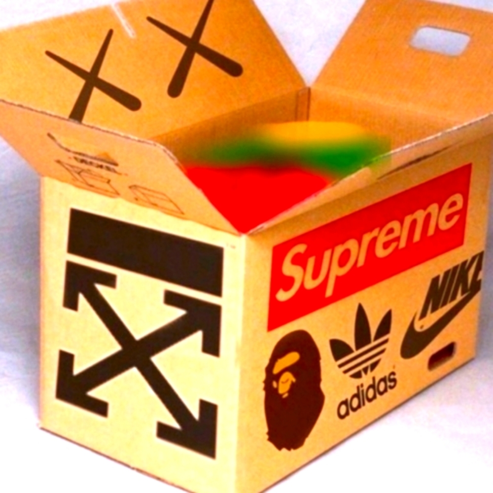 Hypebeast cool t-shirts mystery box stickers supreme off white racing MLB Bape